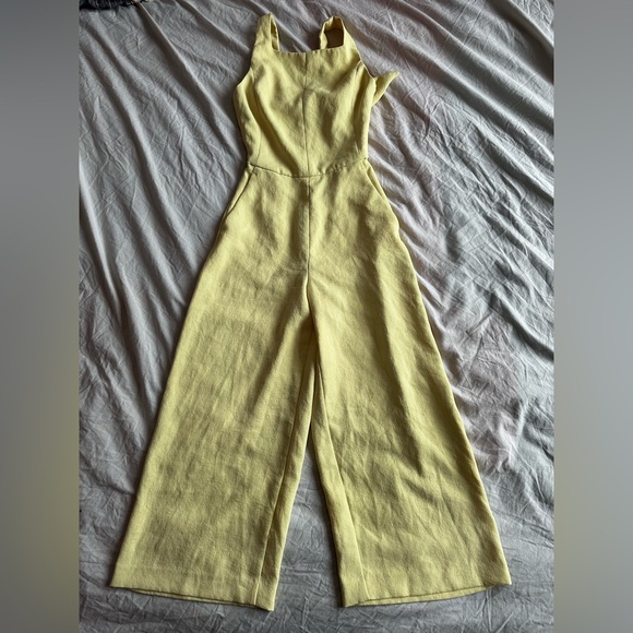 Wilfred Pants - Wilfred by Aritzia Butter Yellow Wide Leg Jumpsuit Tie Back Sleeveless Size 00
